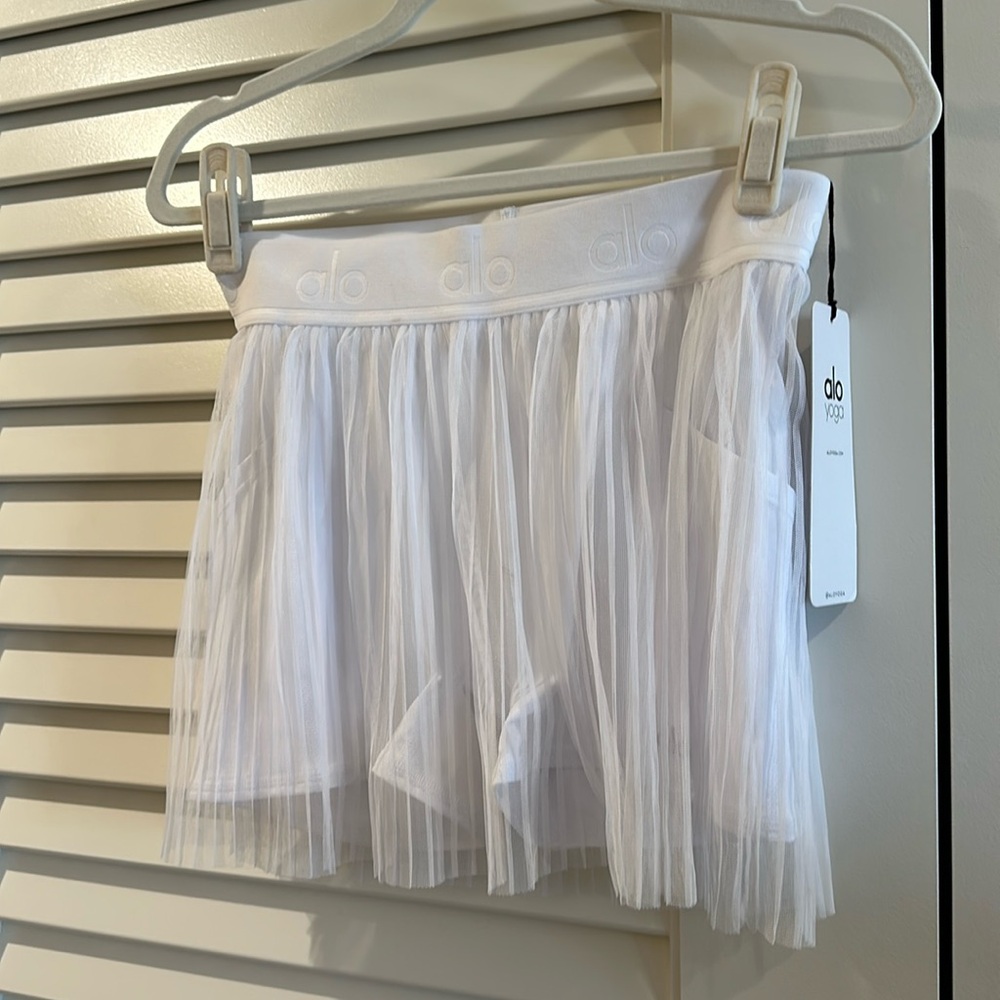 Alo mesh skort